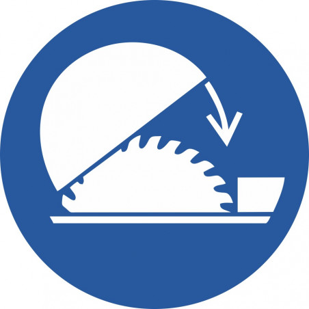 Utiliser la protection réglable de la scie circulaire sur table