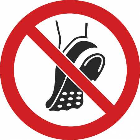 Chaussures à picots métalliques interdites